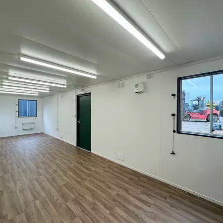 32x10ft Anti-Vandal Container with Kitchen - Image 9