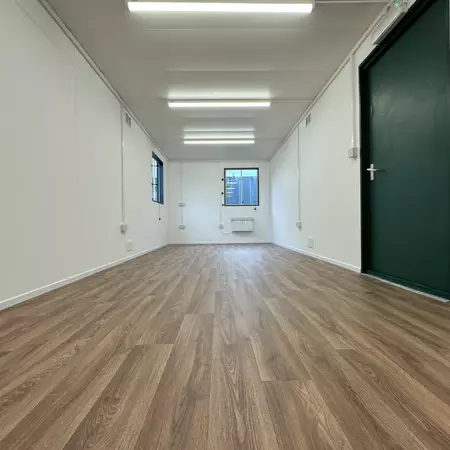 32x10ft Anti-Vandal Container with Kitchen - Image 3